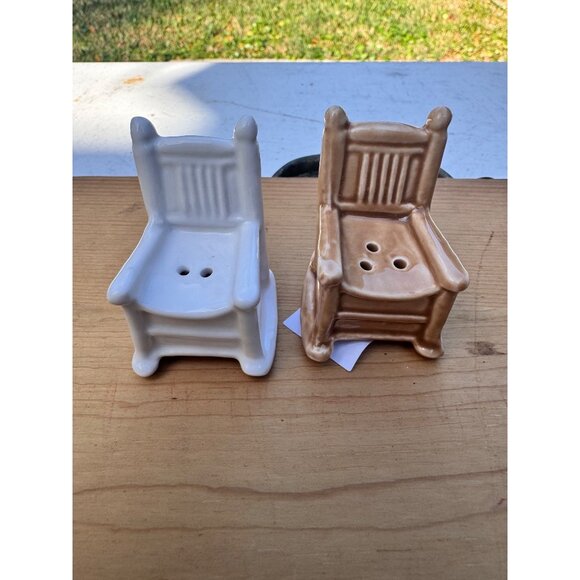 Cracker Barrel Other - Cracker Barrel Rocking Chair Salt Pepper Shakers Set Brown White New